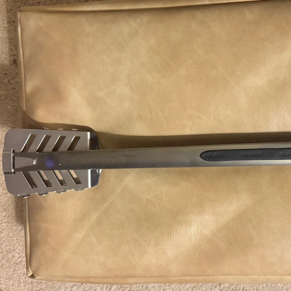 Stainless Steel BBQ Grilling Tongs - Picture 2 of 6